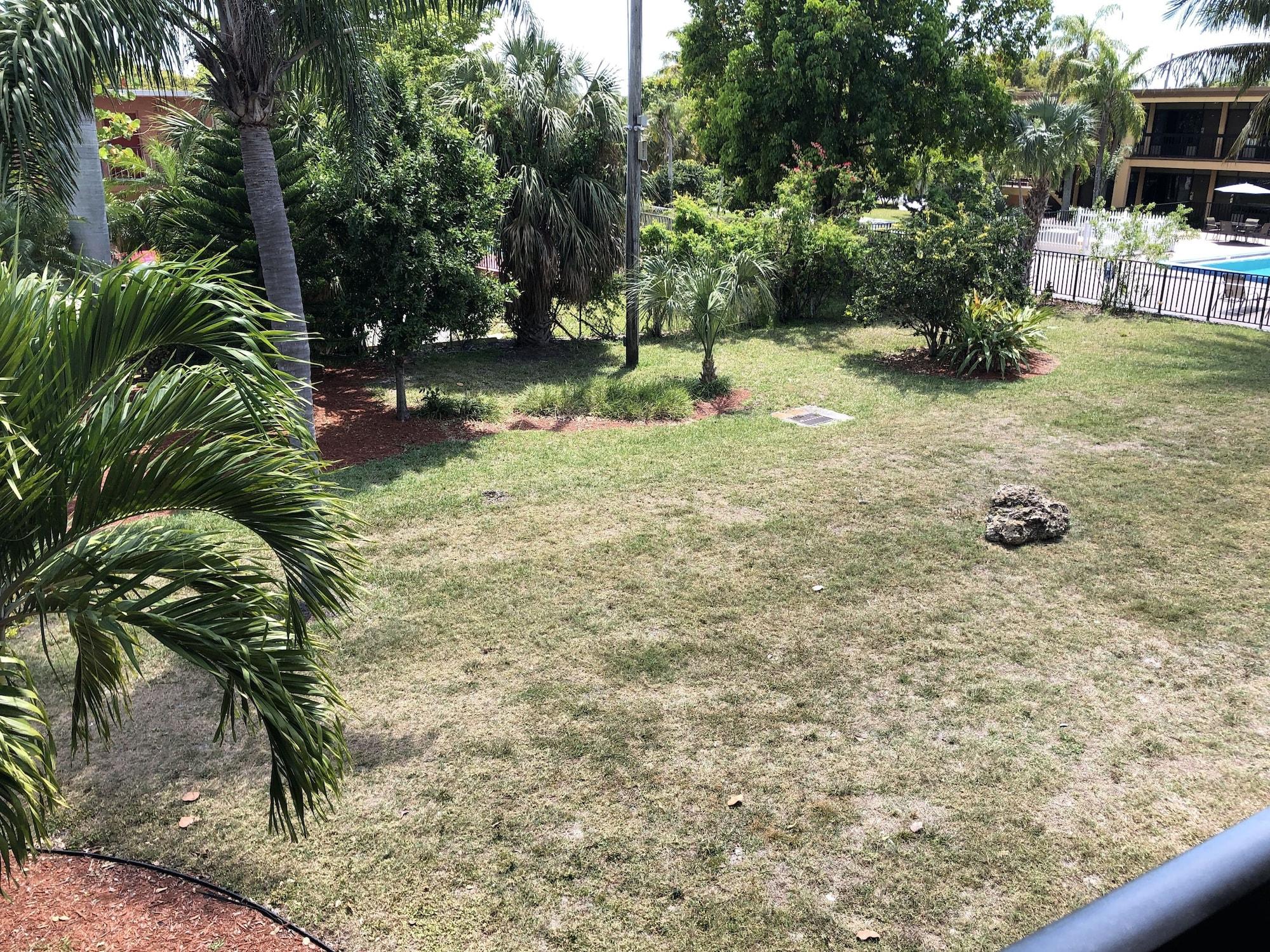 Travelodge By Wyndham Fort Myers North North Fort Myers Extérieur photo