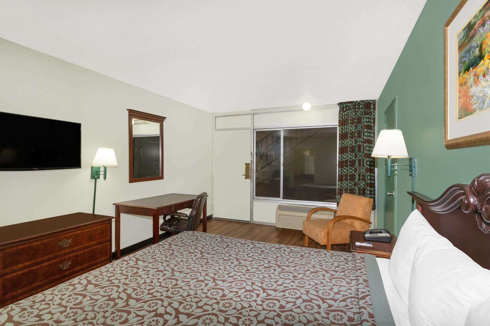 Travelodge By Wyndham Fort Myers North North Fort Myers Extérieur photo