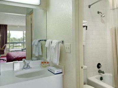 Travelodge By Wyndham Fort Myers North North Fort Myers Chambre photo